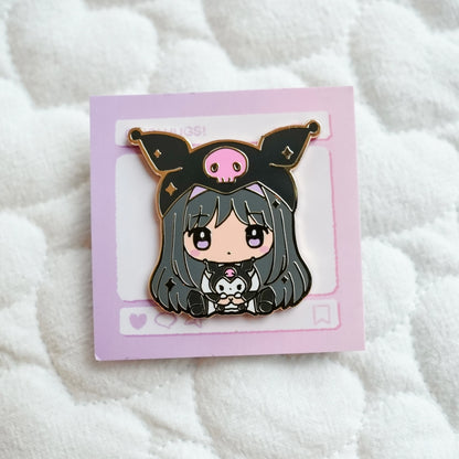 Magical Madoka / Homura - Chibi Hug! Enamel Pin Series